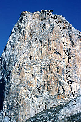 V stena Sfingy, 1 - Original Route, 2 - Vitajte v platniach Koricanchi.